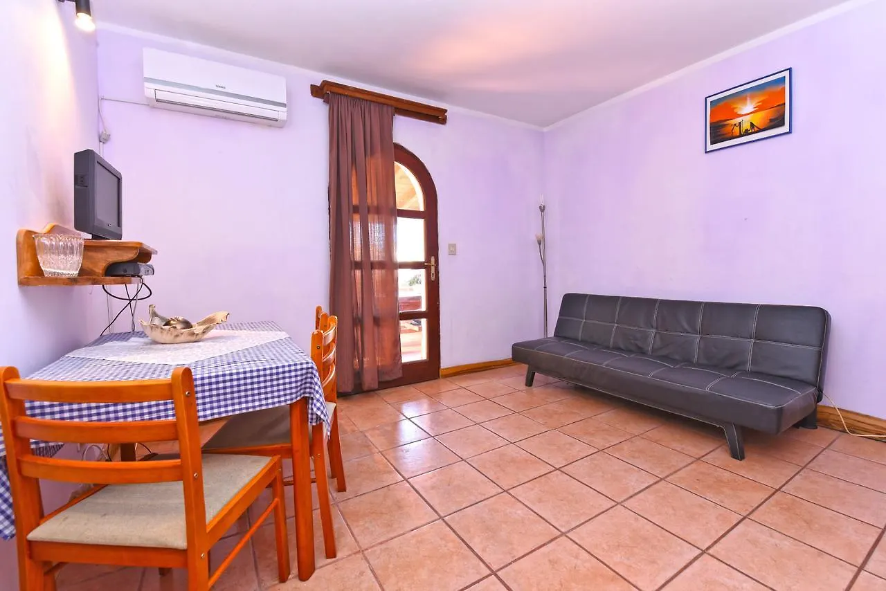 Kamelija Apartments 316 Fažana